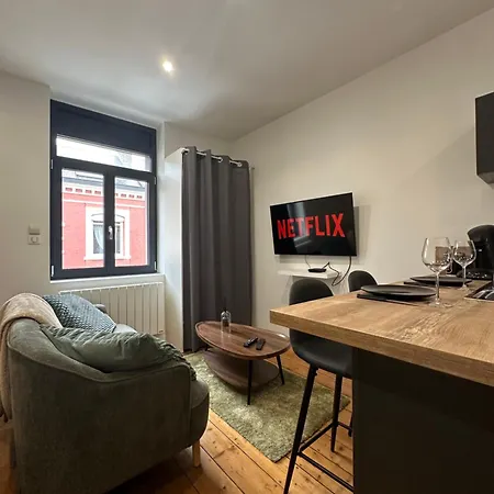 Immeuble St-pierre - Gare 10min - Hortillonnages 5min - Wifi - Tv Hd * أميا