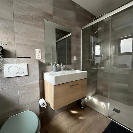 דירה Immeuble St-pierre - Gare 10min - Hortillonnages 5min - Wifi - Tv Hd אמיינס